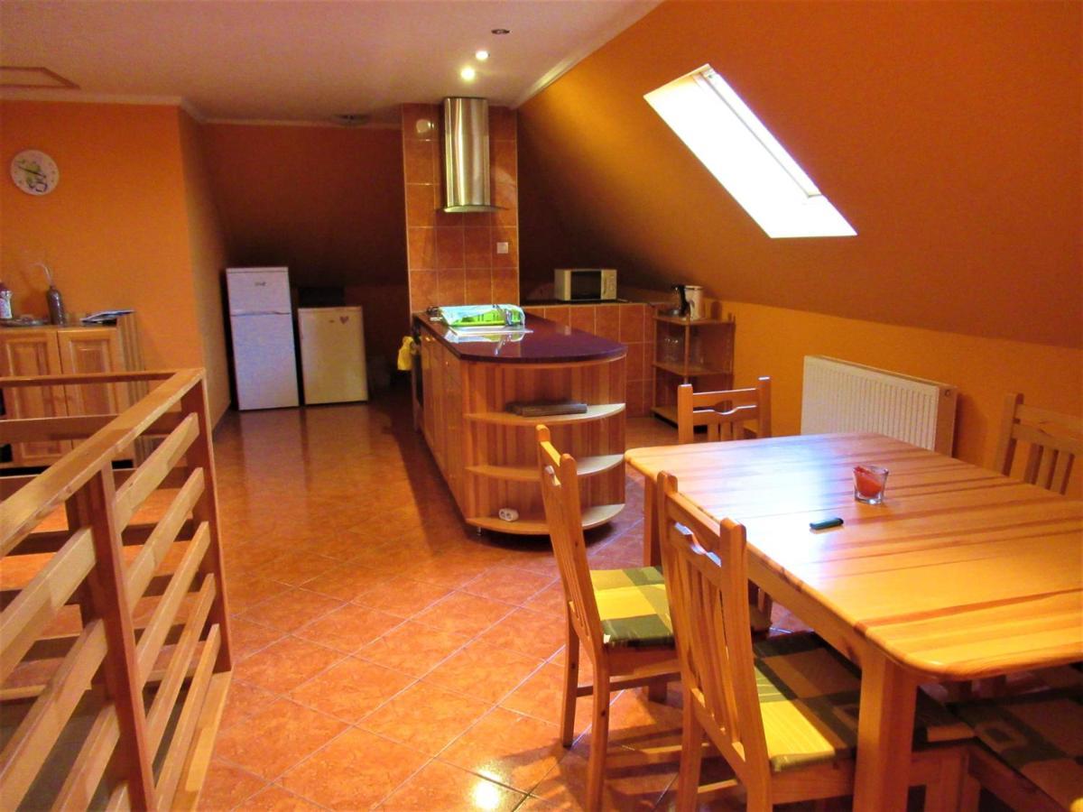 Menyhart Apartman Gyenesdiason 6 Fo Reszere Екстер'єр фото
